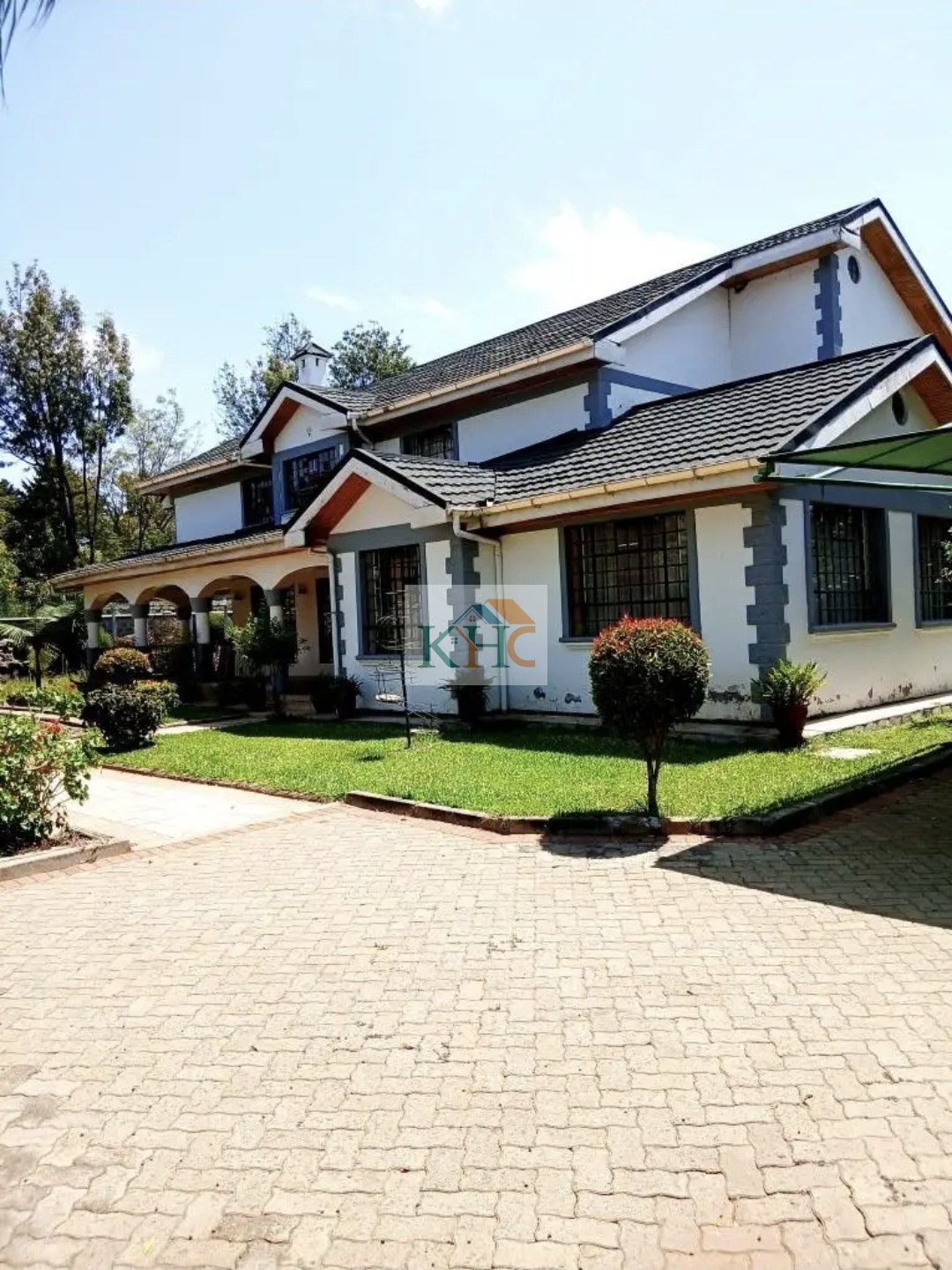 5 Bedroom House for sale